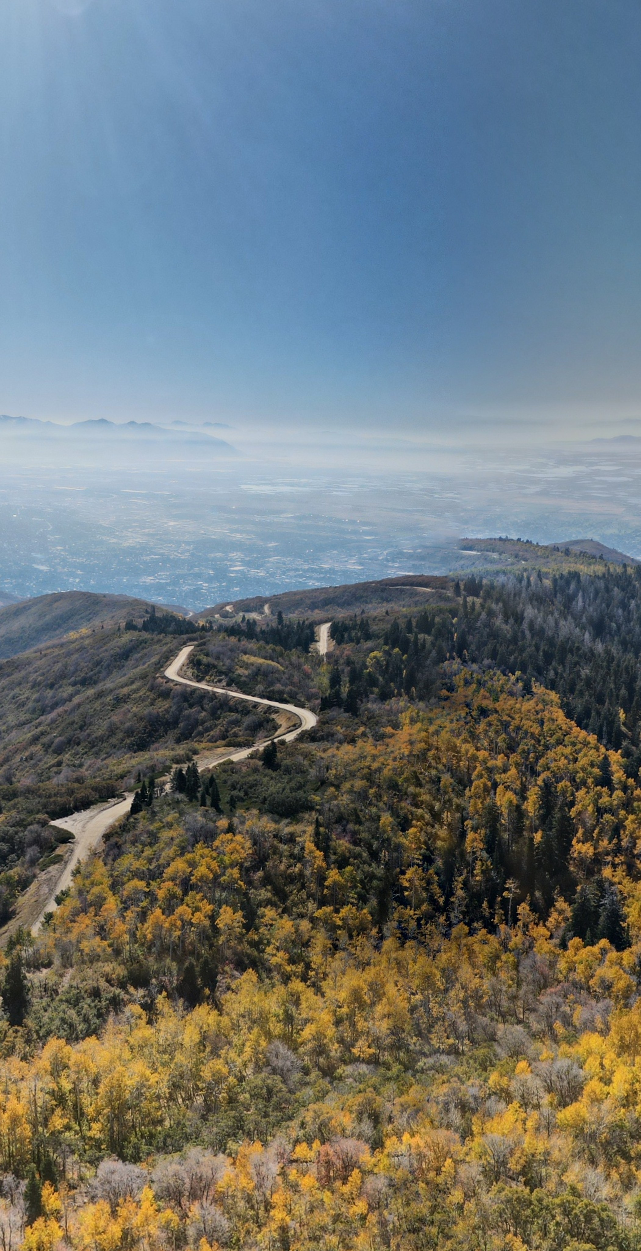 Camino entre nubes ☁️